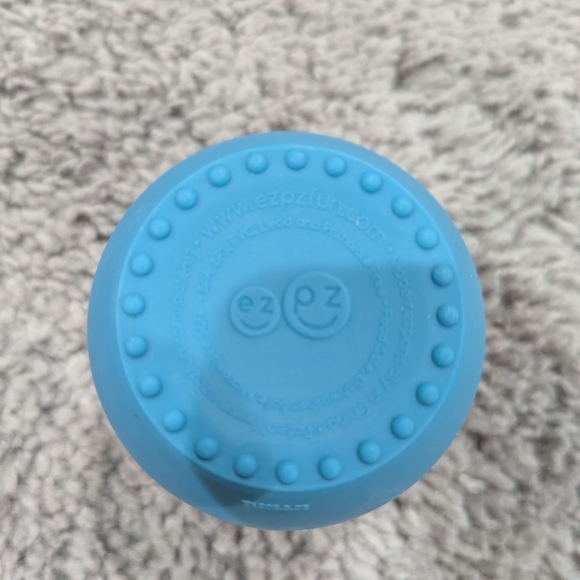 EzPz Blue Silicone Baby Cup - Picture 5 of 5